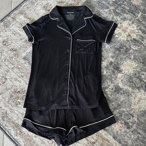 Tommy John Black and White Trim Pajama Short Set